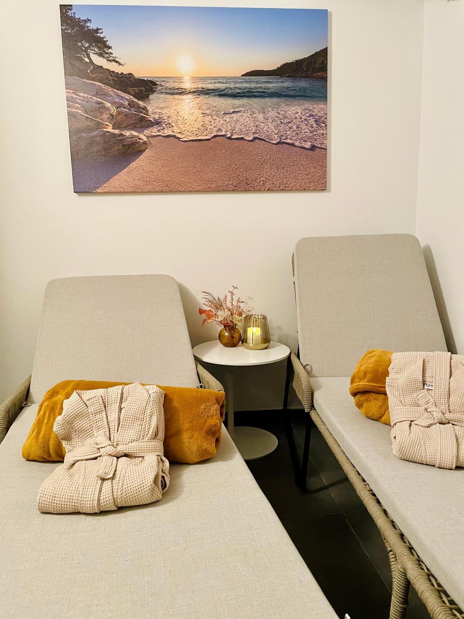 Feriendomizil Moehne Mit Seeblick Und Sauna 莫内西 外观 照片